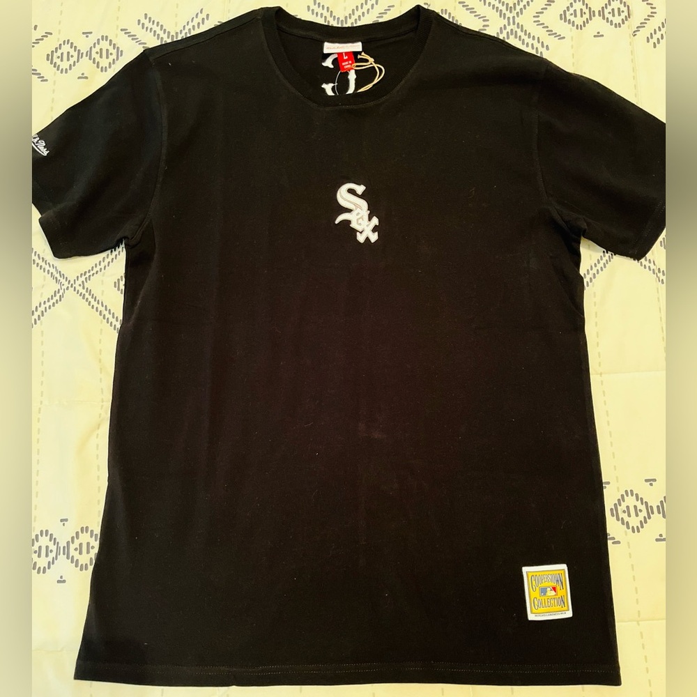 NWT Mitchell & Ness Cooperstown Collection Chicago White Sox Shirt Mens Large.